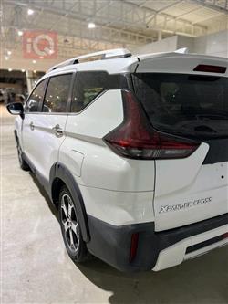 میتسوبیشی ئێکسپاندەر کرۆس